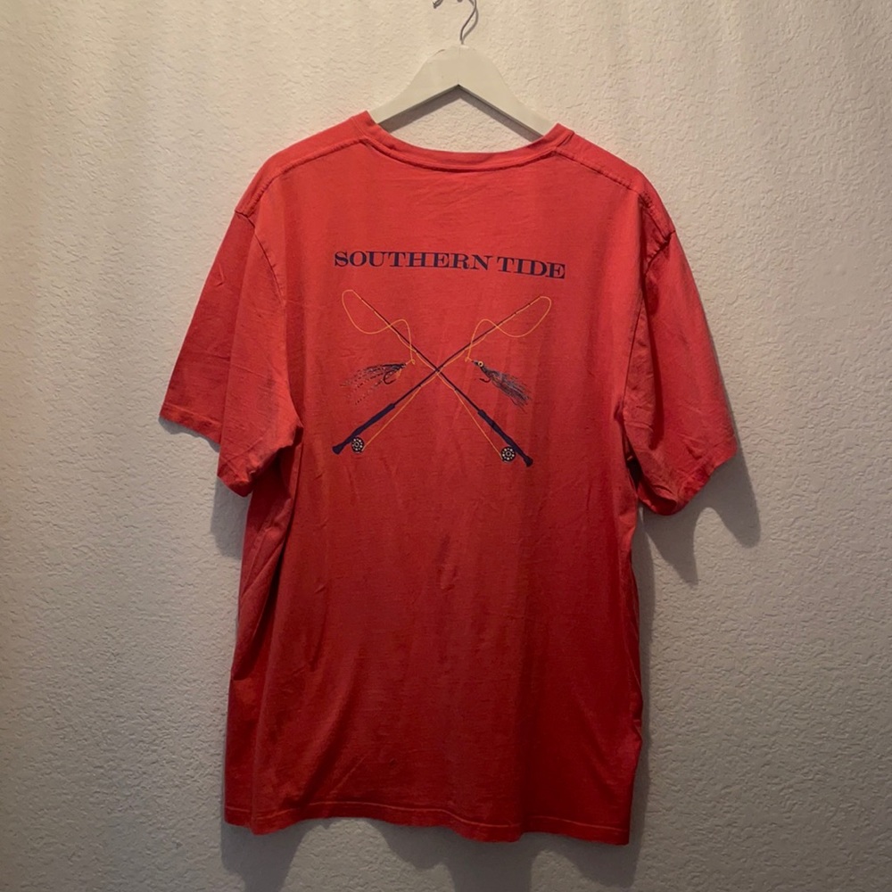 Lightly worn, like new. Southern tide. Fishing reels